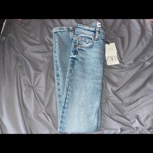 ZARA SKINNY VINTAGE JEANS